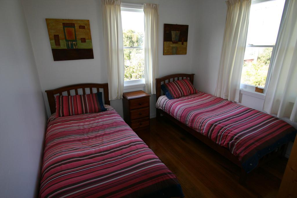 Cedar Cottages Blackmans Bay Habitación foto